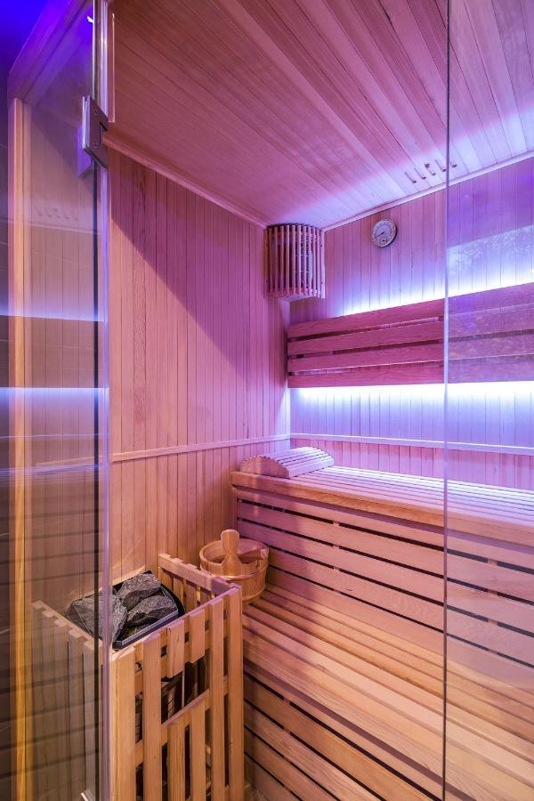 Escapade En Bord De Mer Avec Sauna Et Spa Prives 比尼克 外观 照片